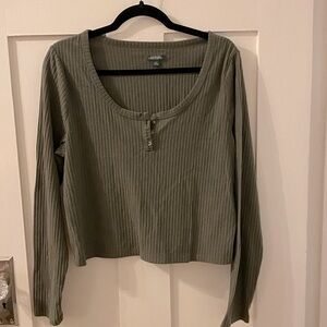 Wild Fable green crop long sleeve shirt size XXL